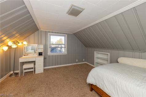 1746 Hawthorne Drive Mayfield Heights OH 44124