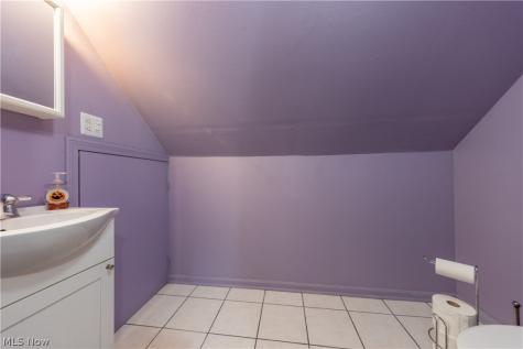 1746 Hawthorne Drive Mayfield Heights OH 44124