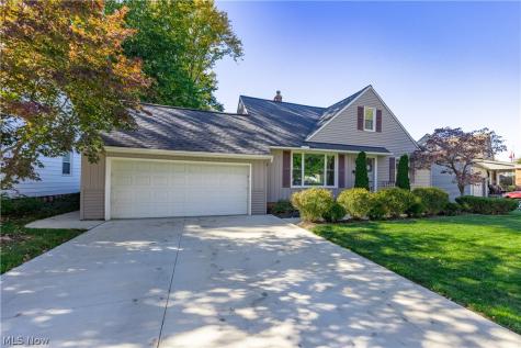 1746 Hawthorne Drive Mayfield Heights OH 44124