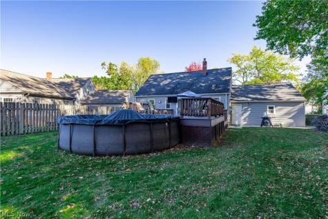 1746 Hawthorne Drive Mayfield Heights OH 44124