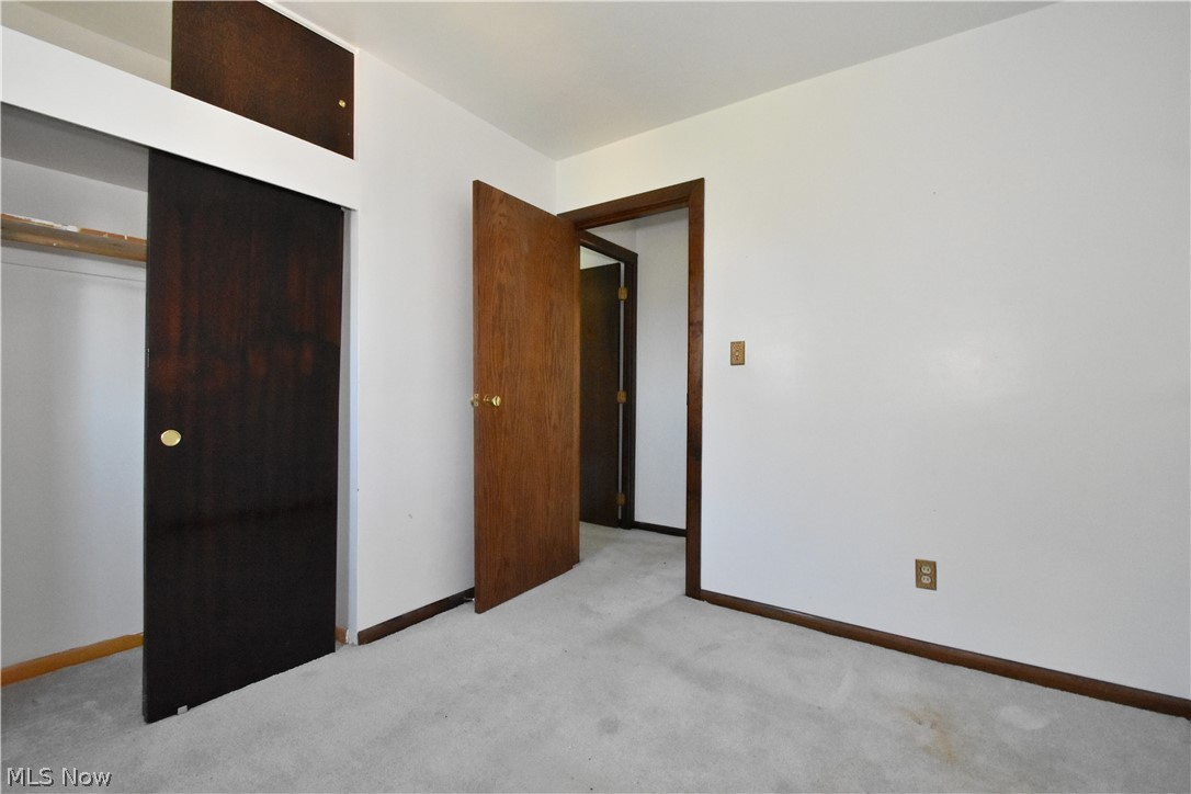 6208 Sylvia Drive Brook Park OH 44142