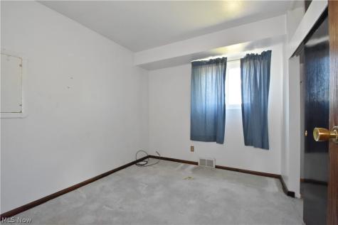 6208 Sylvia Drive Brook Park OH 44142