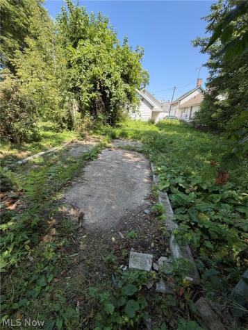 3304 W 34th Street Cleveland OH 44109