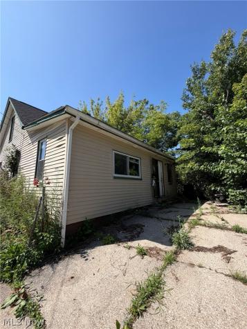 3304 W 34th Street Cleveland OH 44109