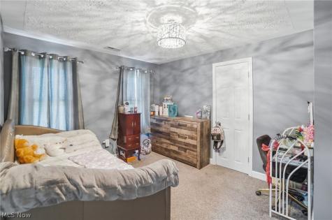 9391-9381 Columbia Road Olmsted Falls OH 44138