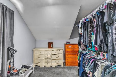 9391-9381 Columbia Road Olmsted Falls OH 44138