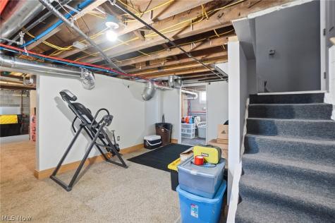 9391-9381 Columbia Road Olmsted Falls OH 44138
