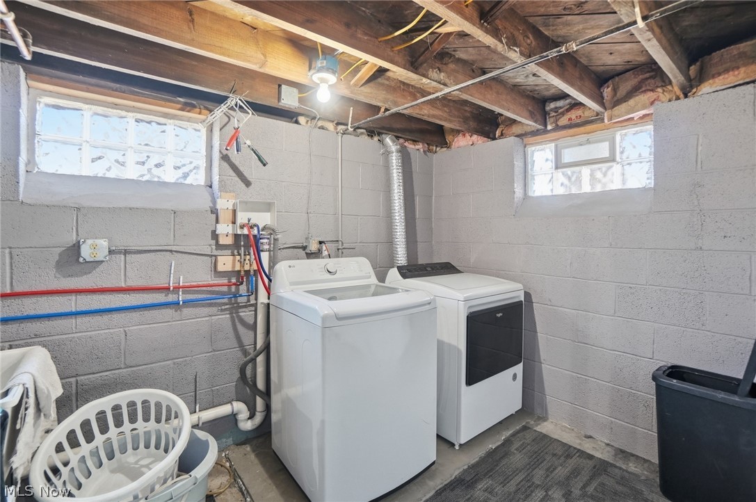 9391-9381 Columbia Road Olmsted Falls OH 44138