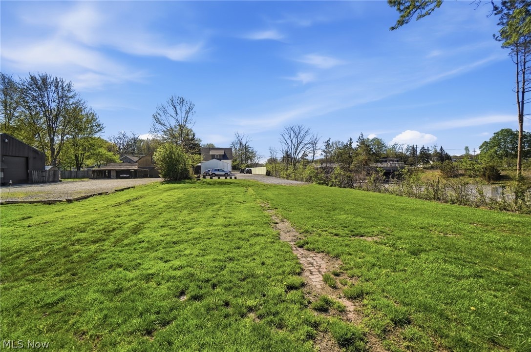9391-9381 Columbia Road Olmsted Falls OH 44138