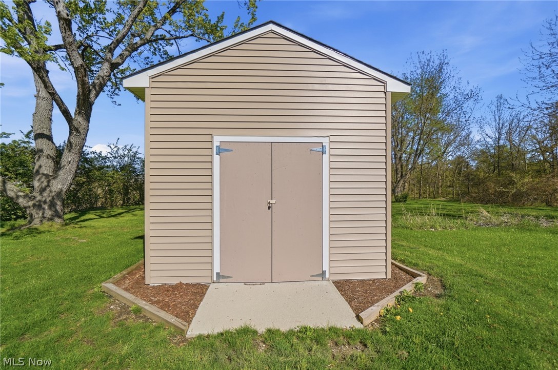 9391-9381 Columbia Road Olmsted Falls OH 44138
