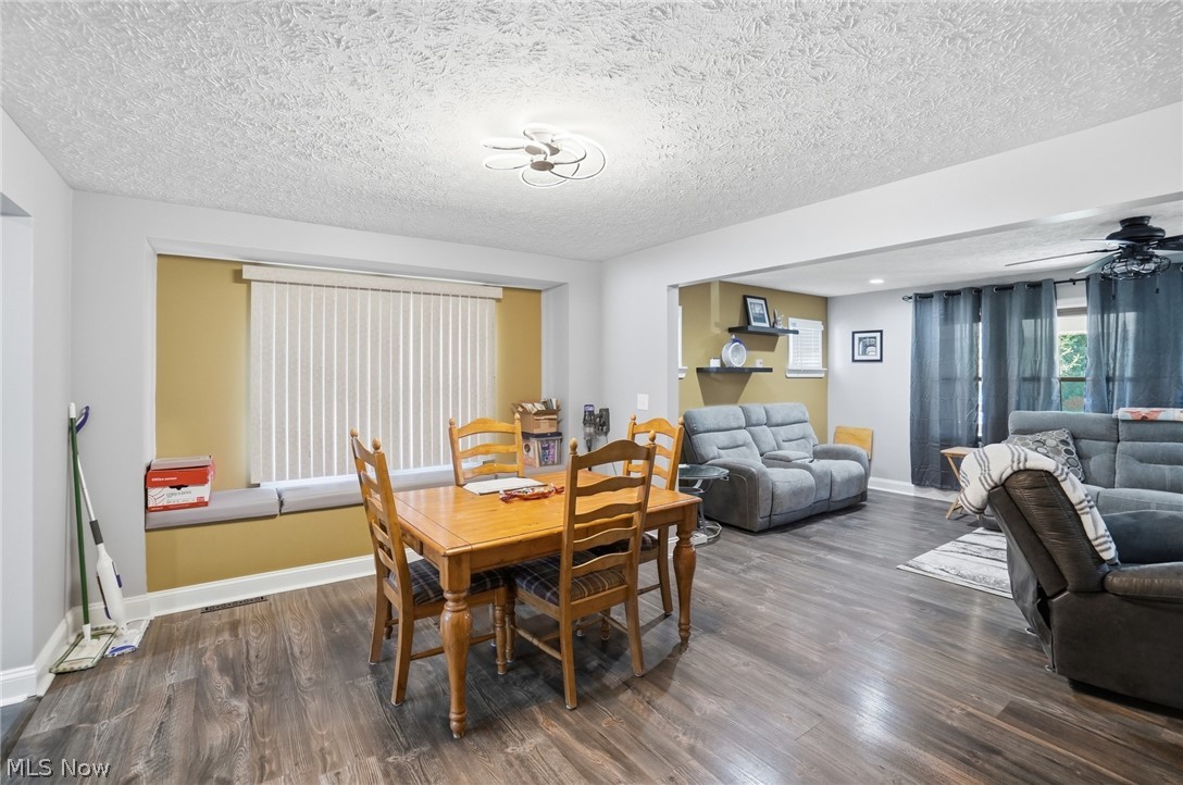 9391-9381 Columbia Road Olmsted Falls OH 44138