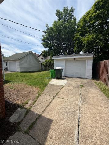4920 E 110th Street Garfield Heights OH 44125
