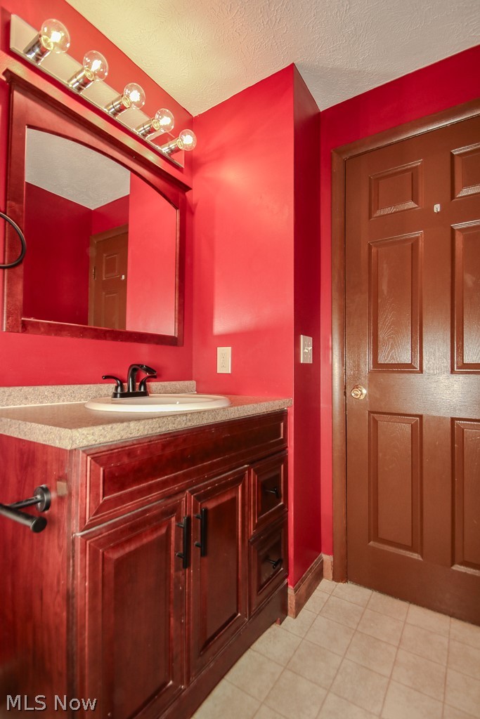 615 Trailwood Drive Painesville OH 44077