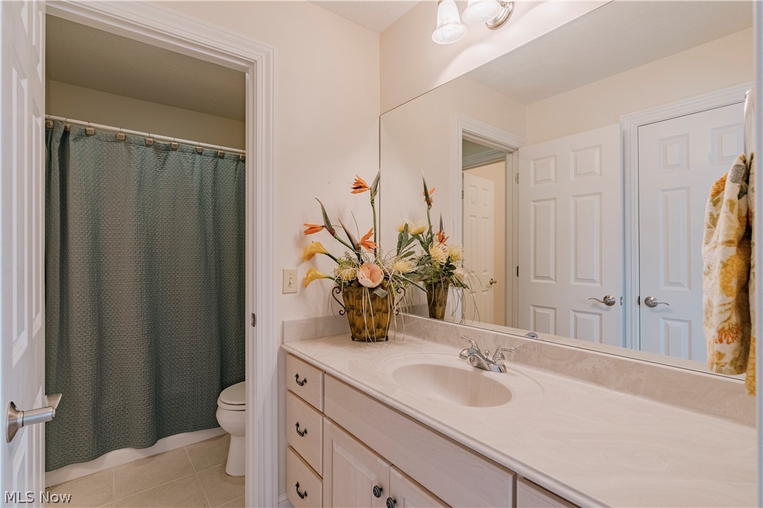 4013 Meadowvale Court Akron OH 44333