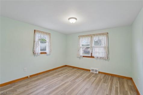 272 Tolbert Street Wadsworth OH 44281
