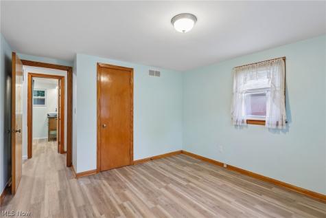 272 Tolbert Street Wadsworth OH 44281