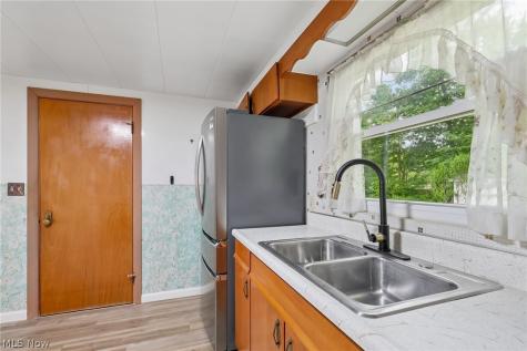 272 Tolbert Street Wadsworth OH 44281