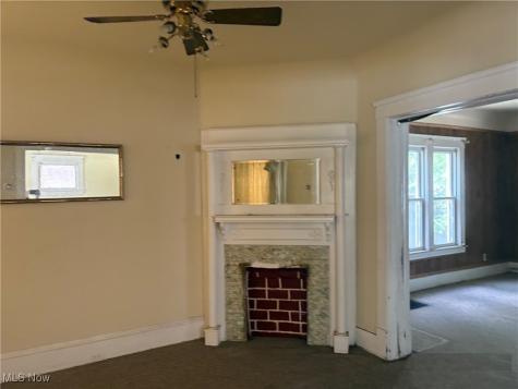 9921 Hampden Avenue Cleveland OH 44108