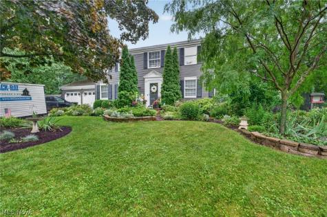 988 White Oak Circle Medina OH 44256