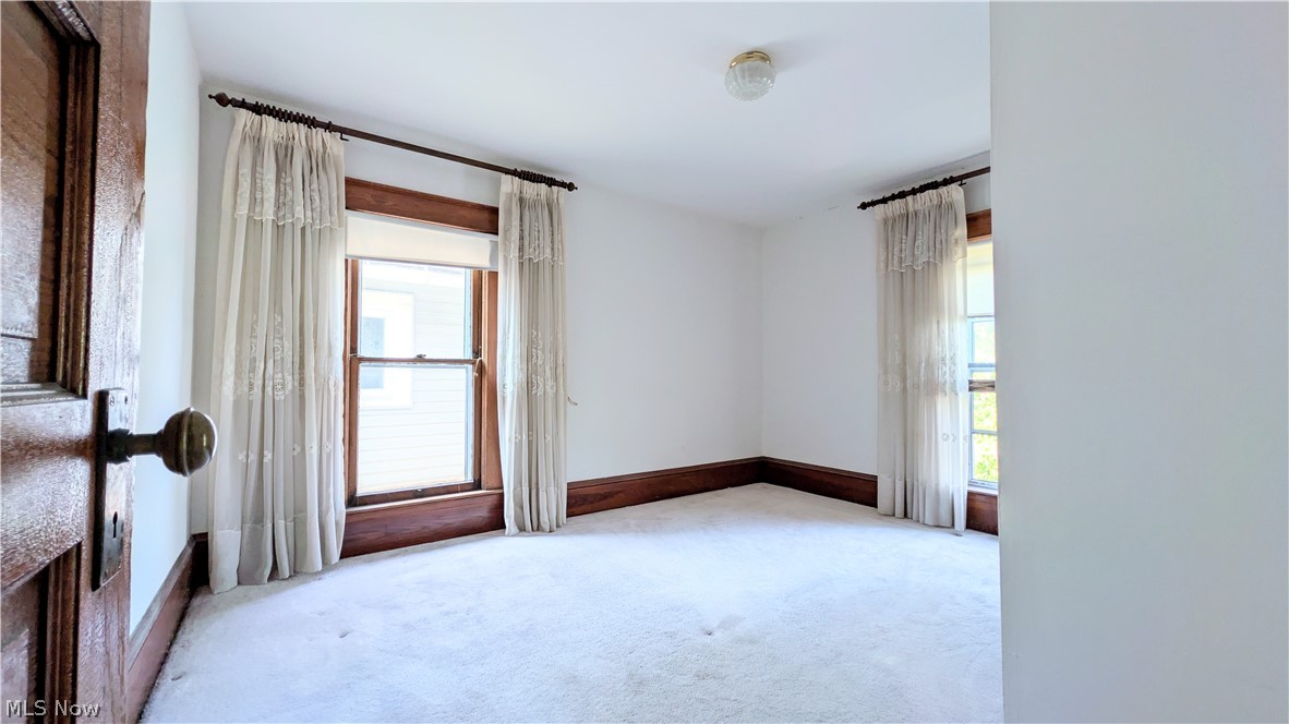 132 Grove Drive Ashtabula OH 44004