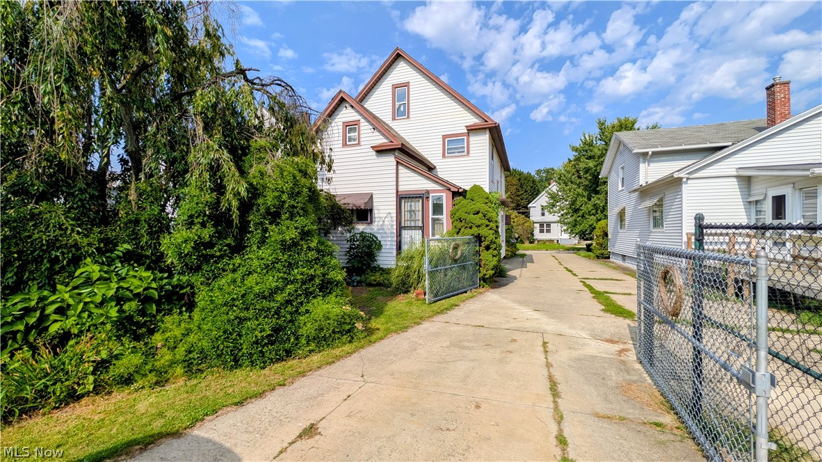 132 Grove Drive Ashtabula OH 44004