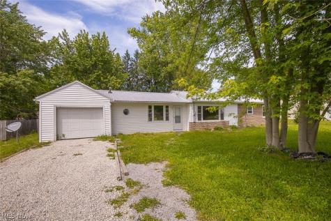 4215 Tapper Road Norton OH 44203