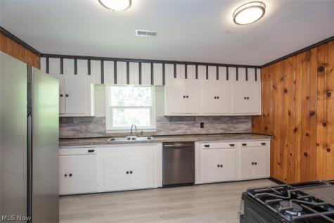 4215 Tapper Road Norton OH 44203