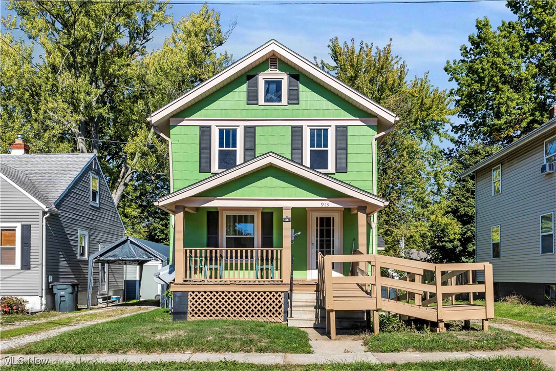 913 Jason Avenue Akron OH 44314