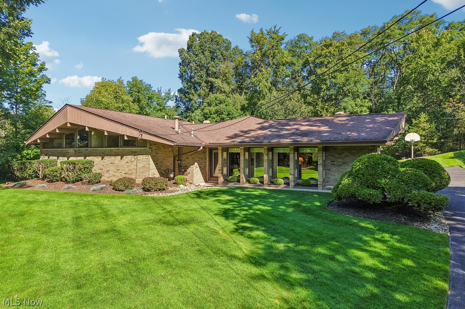 7606 Akins Road North Royalton OH 44133