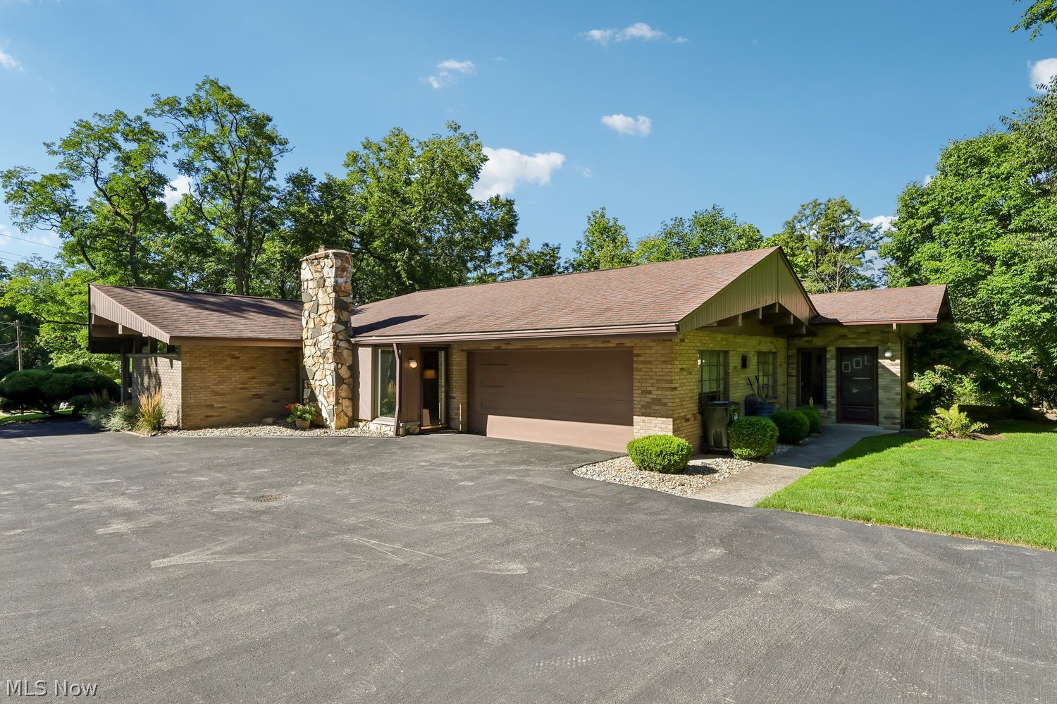 7606 Akins Road North Royalton OH 44133