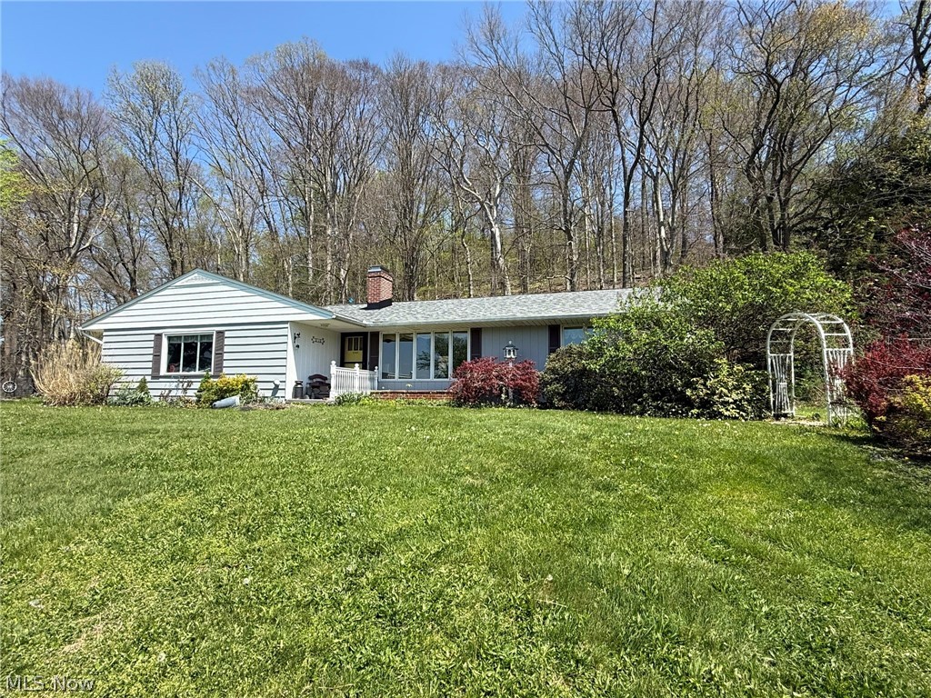 6145 Wolf Run Road SE Dennison OH 44621