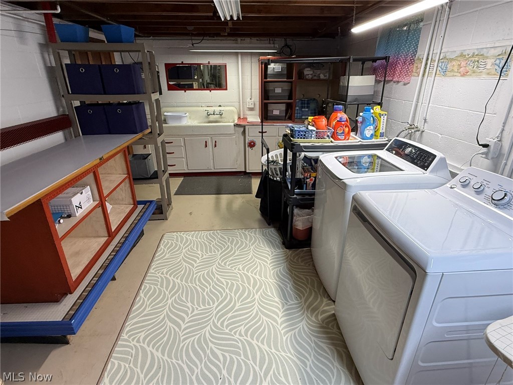 6145 Wolf Run Road SE Dennison OH 44621