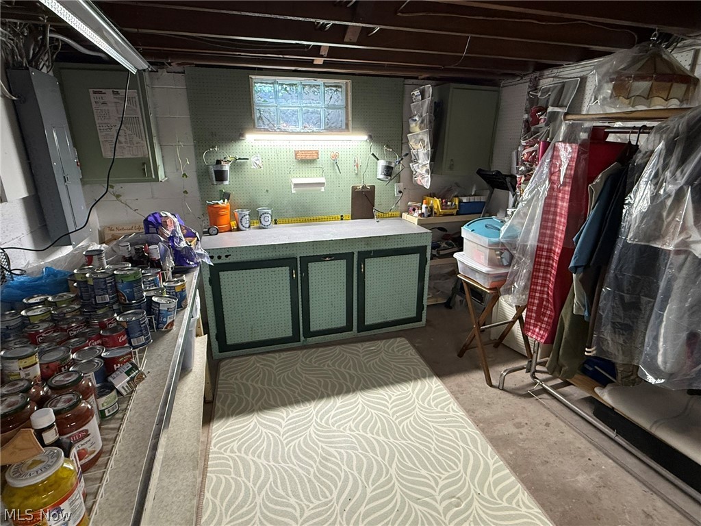 6145 Wolf Run Road SE Dennison OH 44621