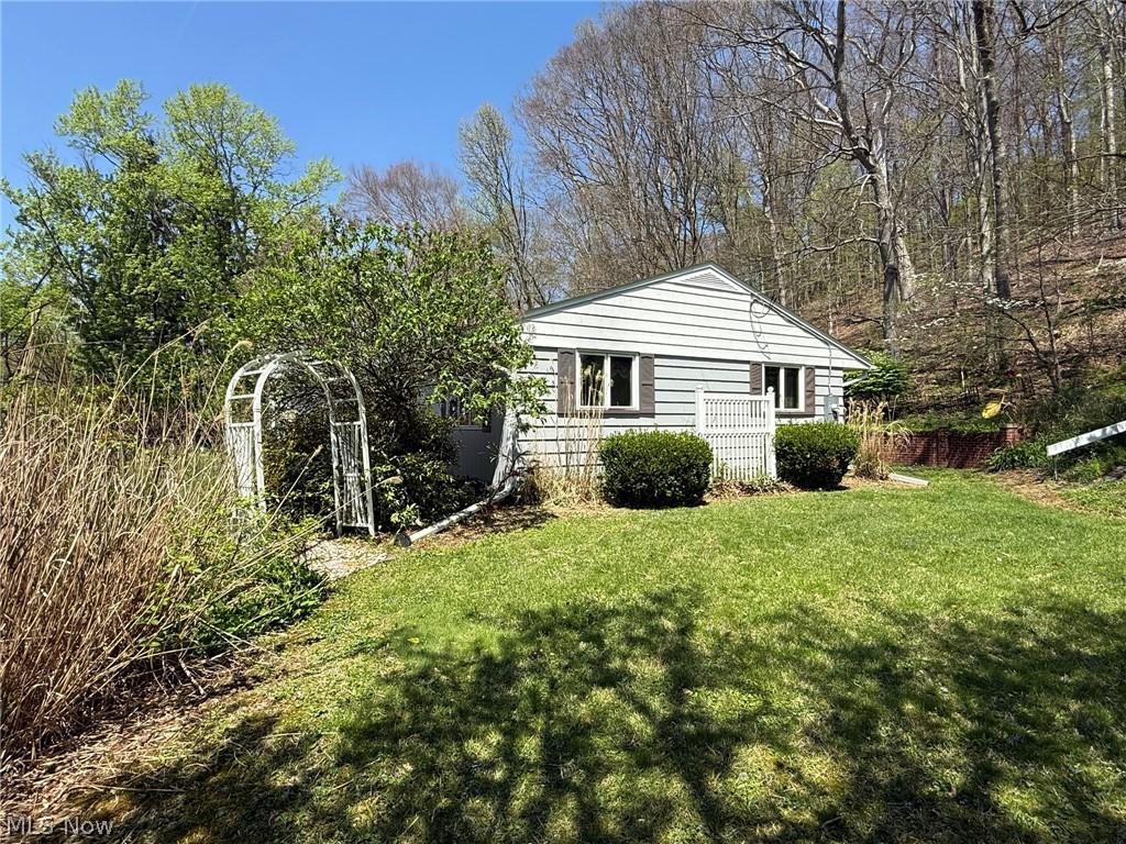 6145 Wolf Run Road SE Dennison OH 44621