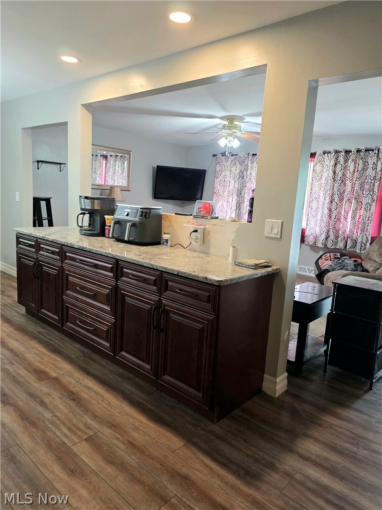 5926 Louise Avenue NW Champion OH 44483