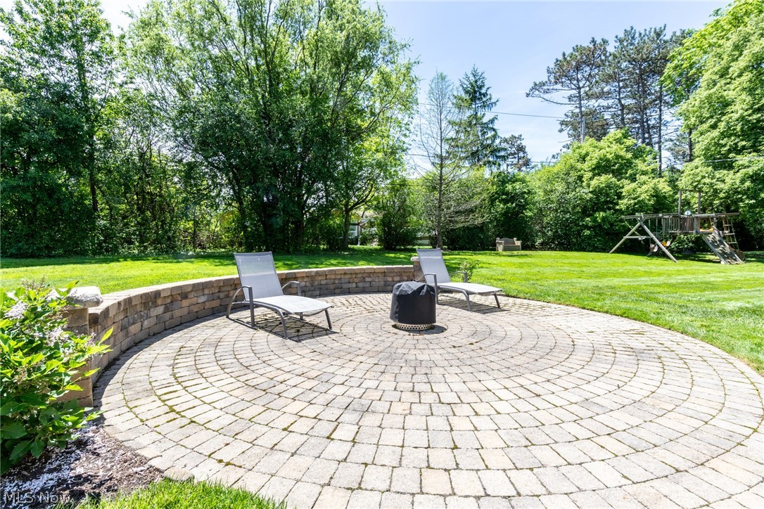 24602 Hawthorne Drive Beachwood OH 44122