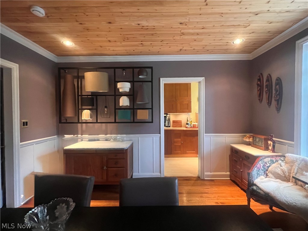 15541 Brewster Road East Cleveland OH 44112