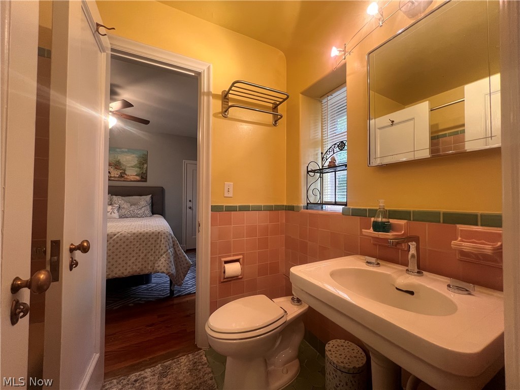 15541 Brewster Road East Cleveland OH 44112