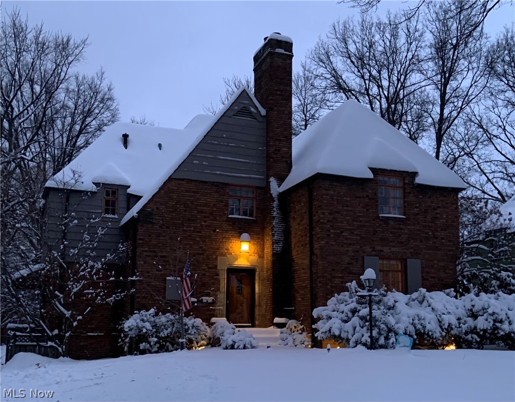15541 Brewster Road East Cleveland OH 44112