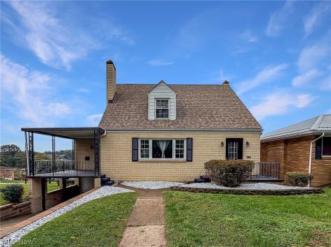 2604 Whitehaven Boulevard Steubenville OH 43952