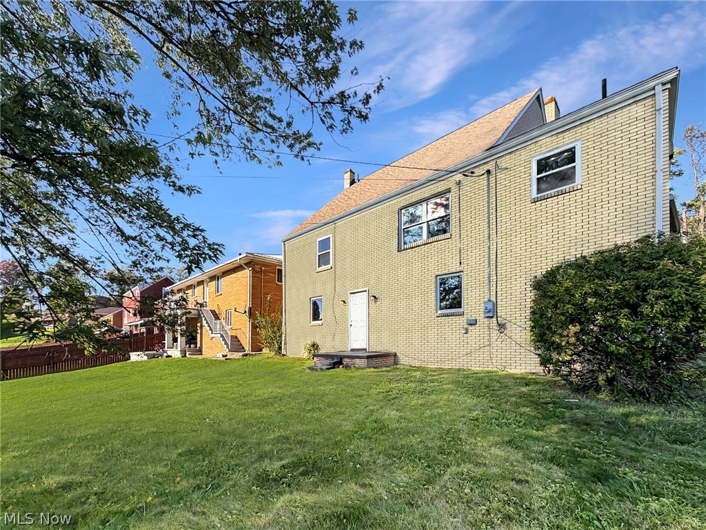 2604 Whitehaven Boulevard Steubenville OH 43952