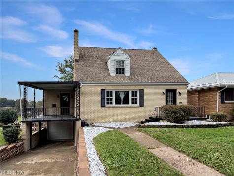 2604 Whitehaven Boulevard Steubenville OH 43952