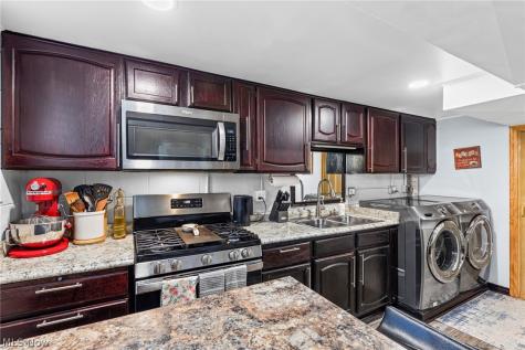 12008 Tucson Drive Parma OH 44130