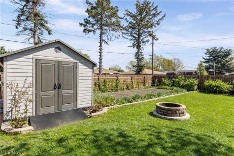 12008 Tucson Drive Parma OH 44130