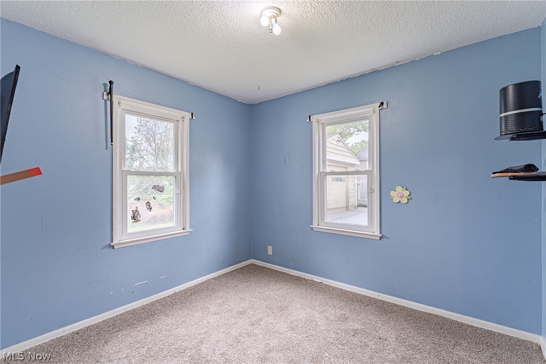 106 E Dresden Avenue Akron OH 44301