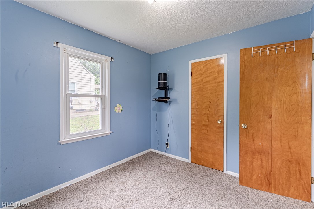 106 E Dresden Avenue Akron OH 44301