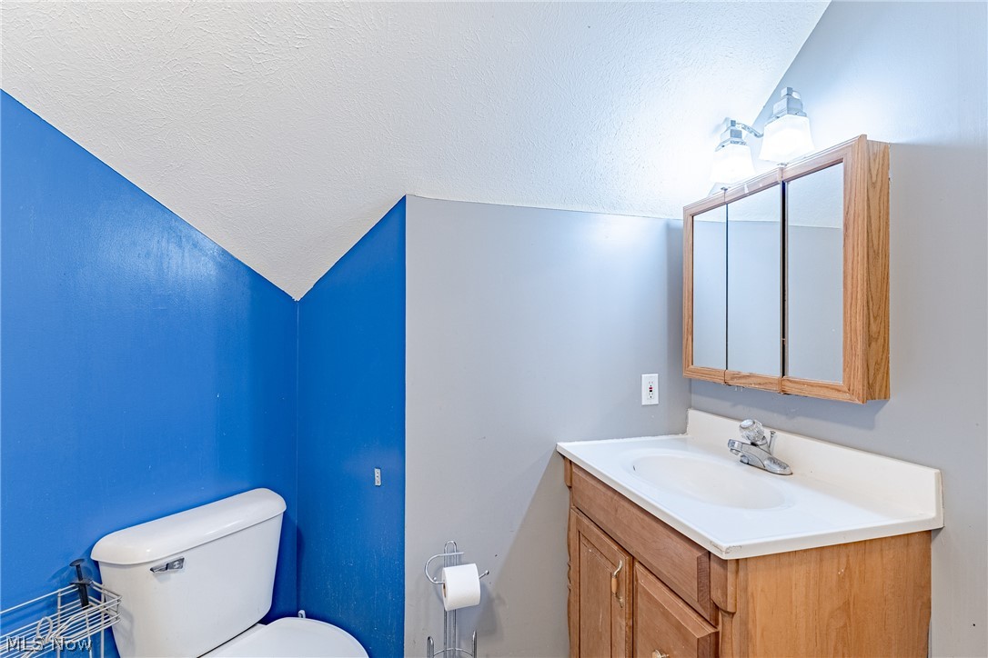 106 E Dresden Avenue Akron OH 44301