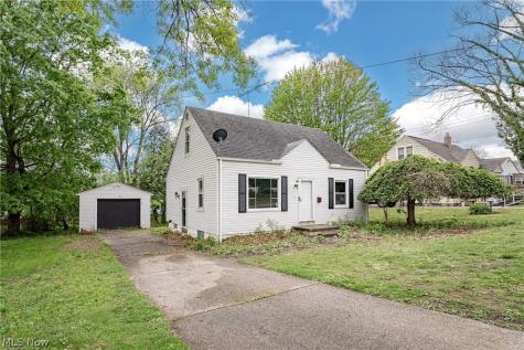 106 E Dresden Avenue Akron OH 44301