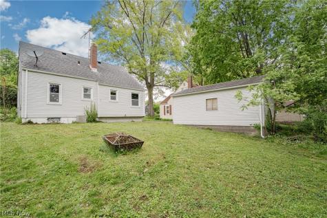 106 E Dresden Avenue Akron OH 44301