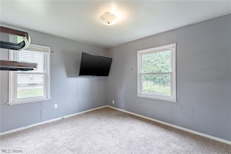 106 E Dresden Avenue Akron OH 44301